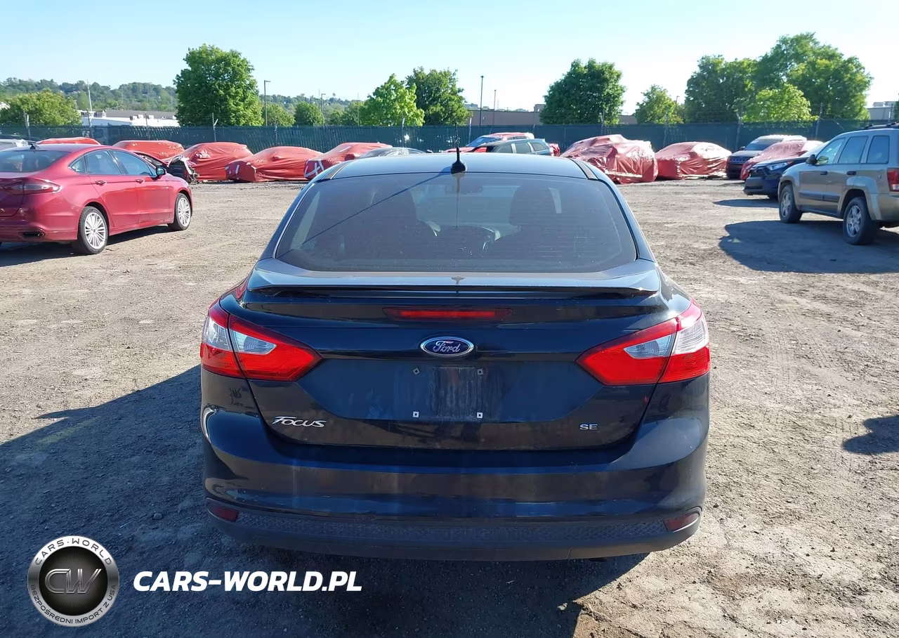 2012 Ford Focus Se VIN:1FAHP3F23CL407392 - 17