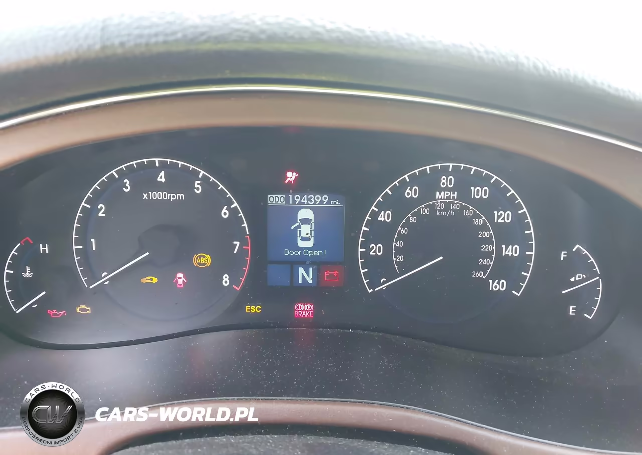 2009 Hyundai Genesis 3.8 VIN:KMHGC46E69U020089 - 7
