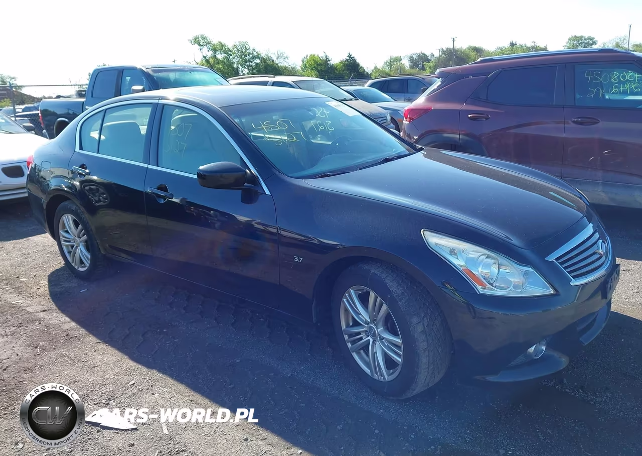 2015 Infiniti Q40
