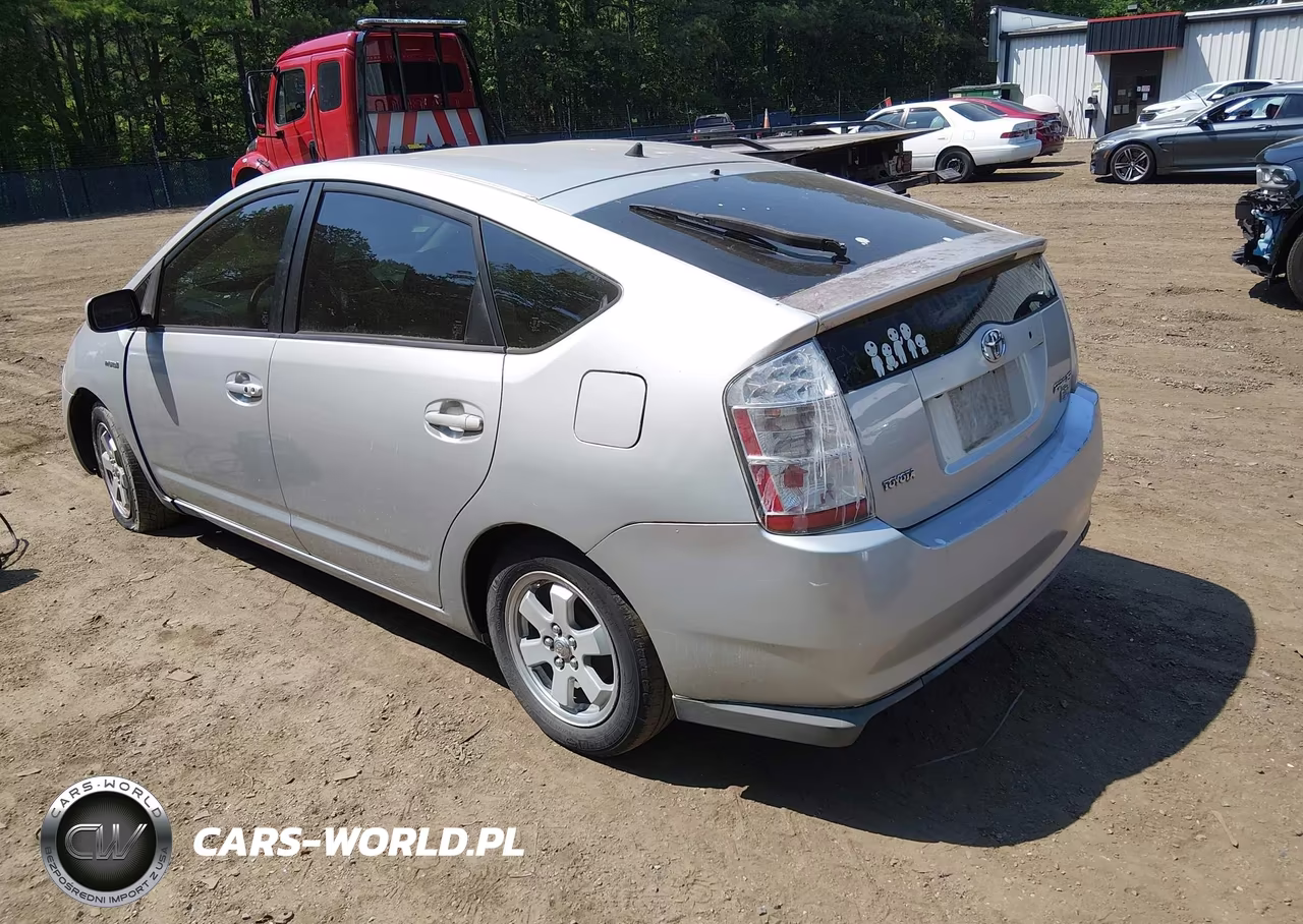 2008 Toyota Prius VIN:JTDKB20UX87768735 - 3