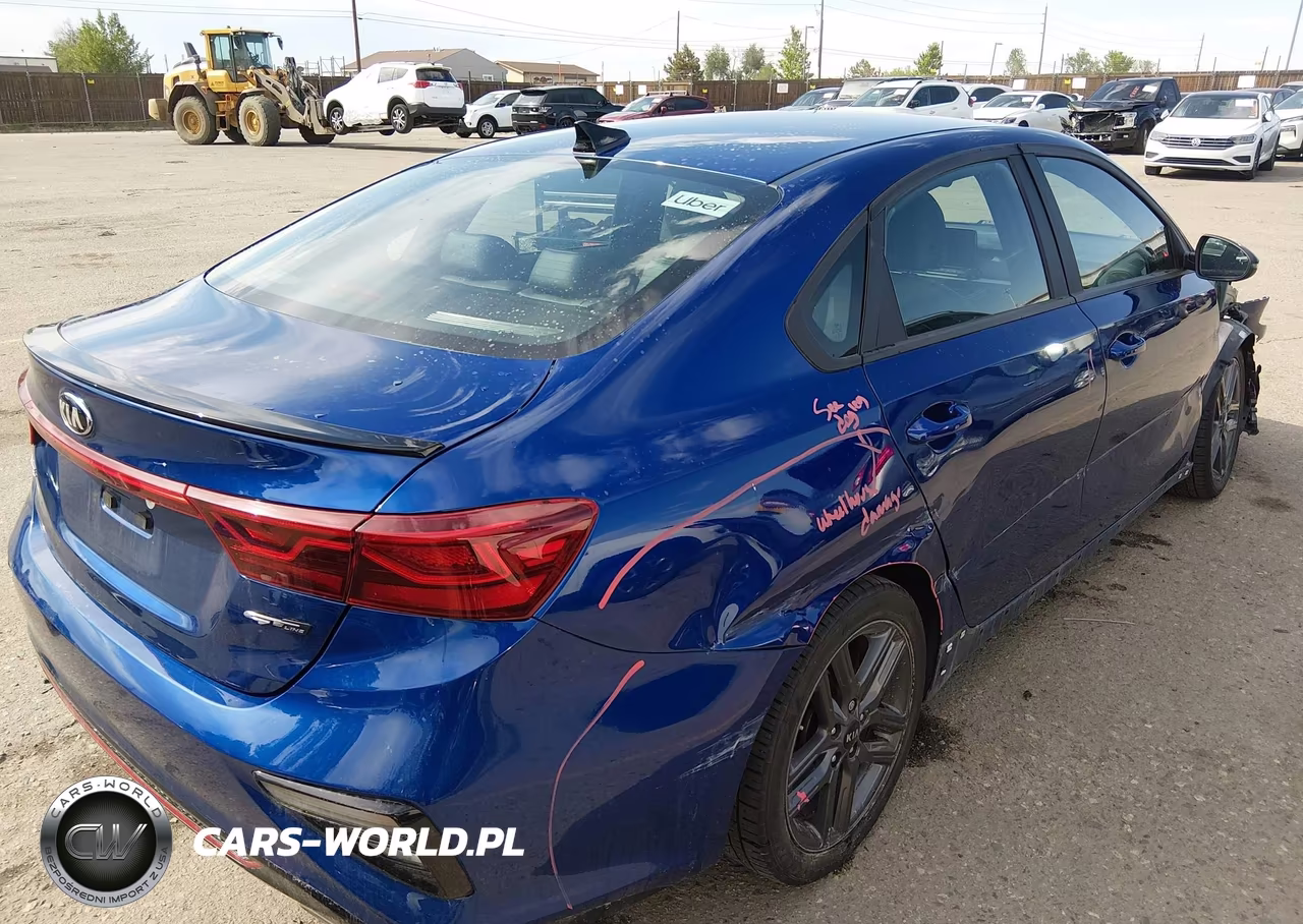 2021 Kia Forte Gt-Line VIN:3KPF34ADXME396770 - 4