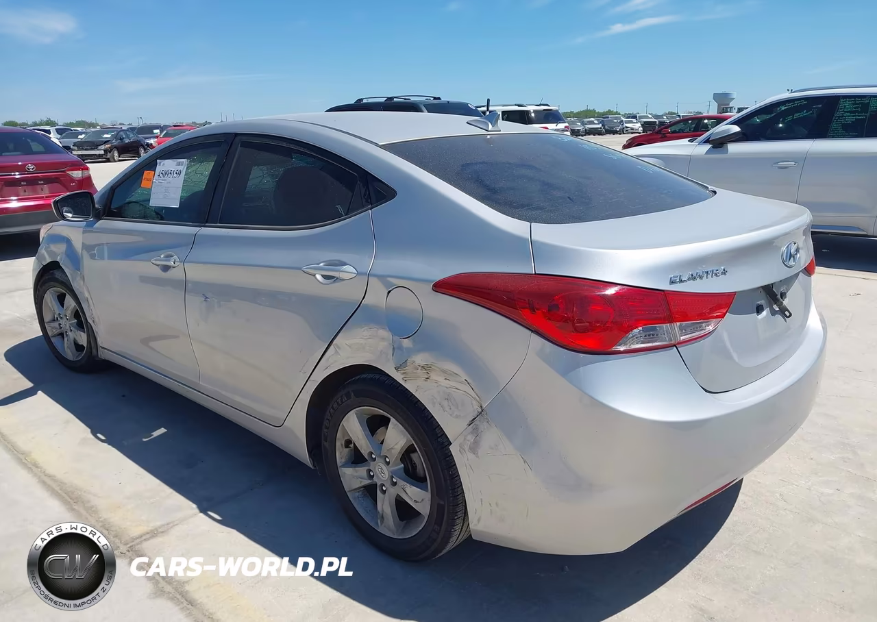 2013 Hyundai Elantra Gls VIN:KMHDH4AE2DU664340 - 3