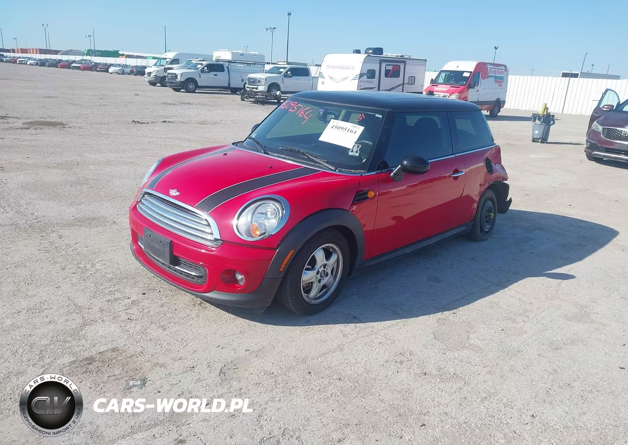 2011 Mini Cooper VIN:WMWSU3C56BT251044 - 2