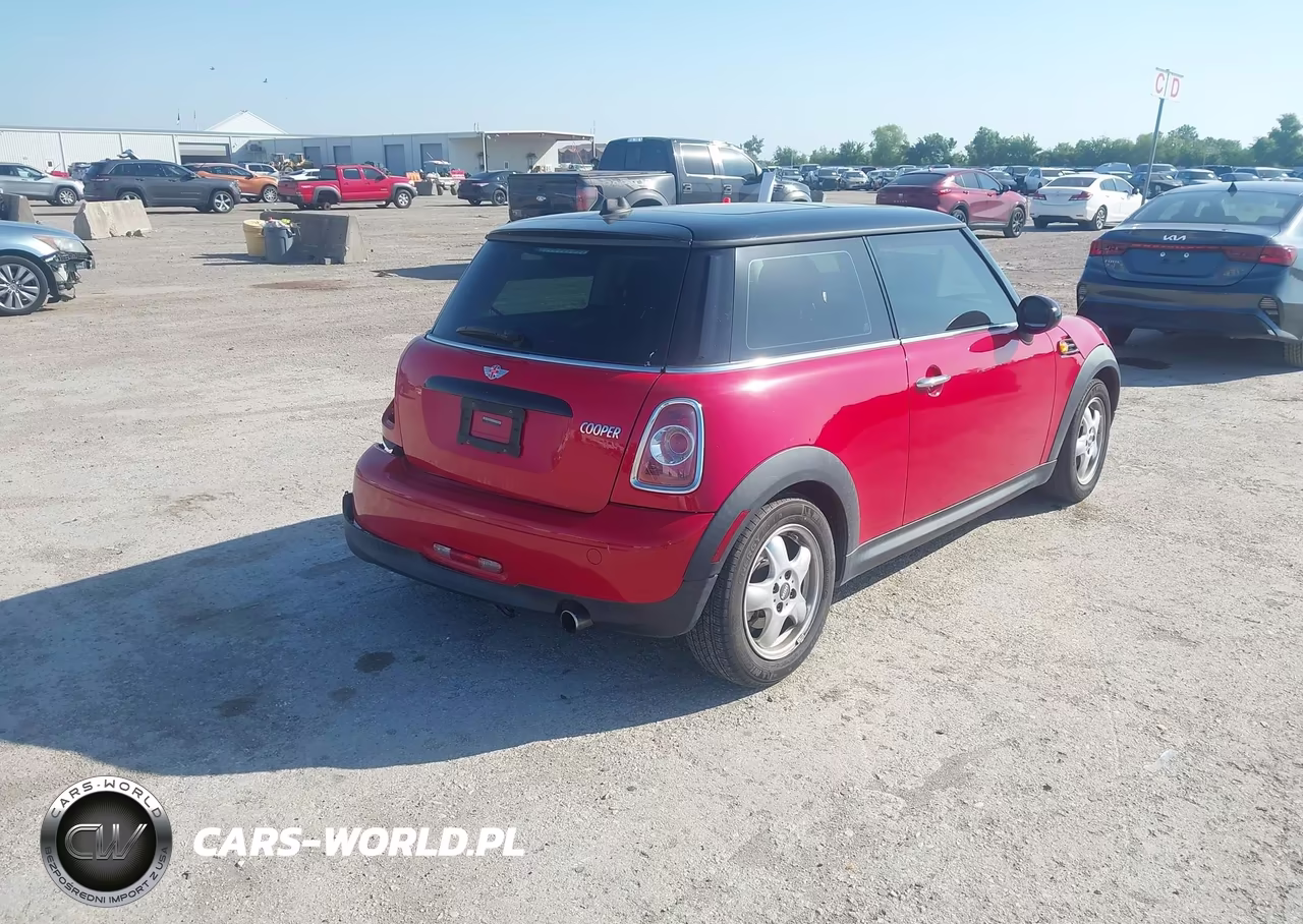 2011 Mini Cooper VIN:WMWSU3C56BT251044 - 4