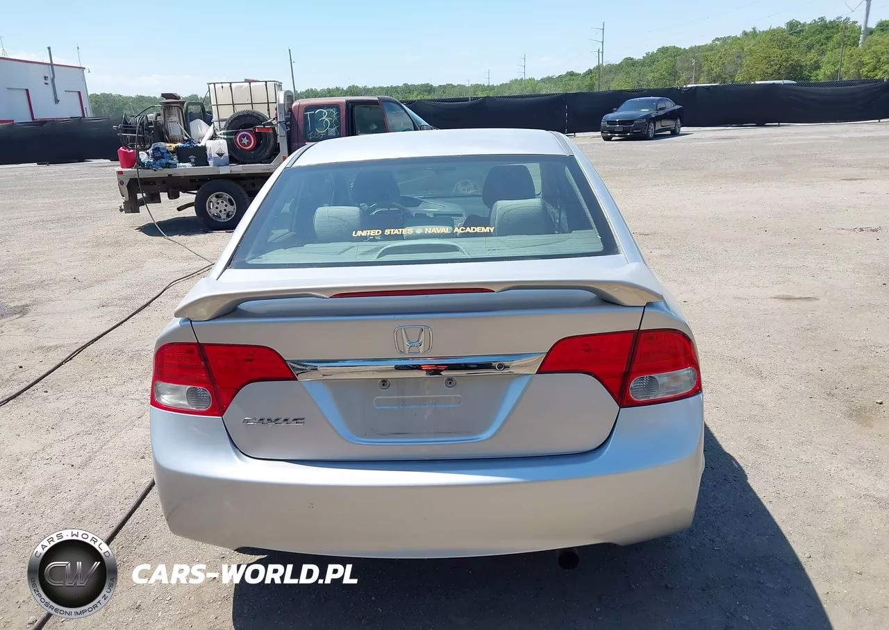 2010 Honda Civic Lx VIN:2HGFA1F57AH327073 - 17