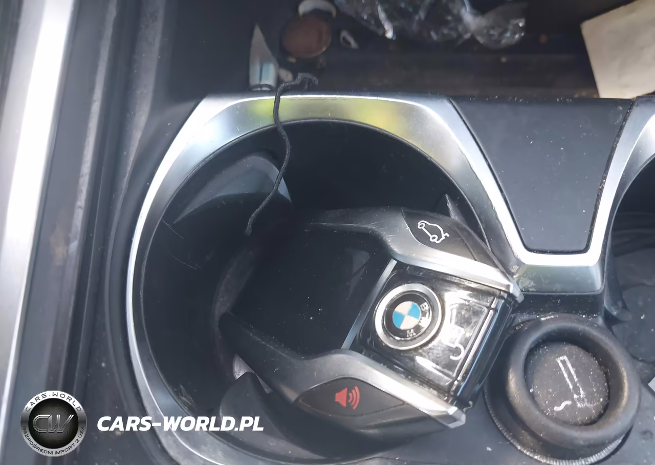2017 BMW 740I VIN:WBA7E2C50HG739985 - 11