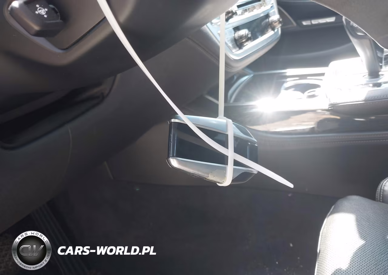 2017 BMW 740I VIN:WBA7E2C50HG739985 - 17