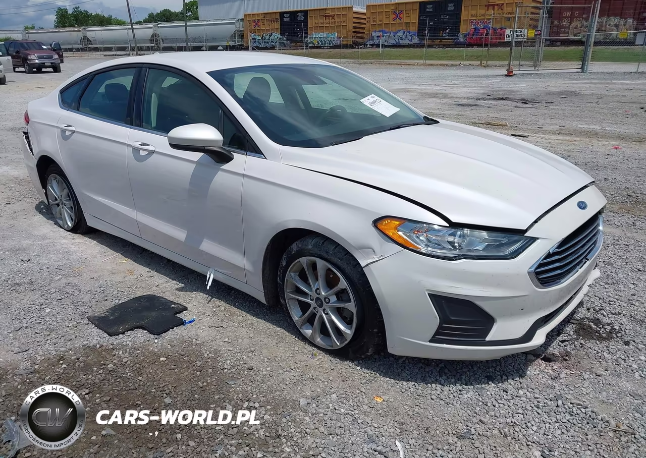 2020 Ford Fusion Se – zdjęcie 1 z 21