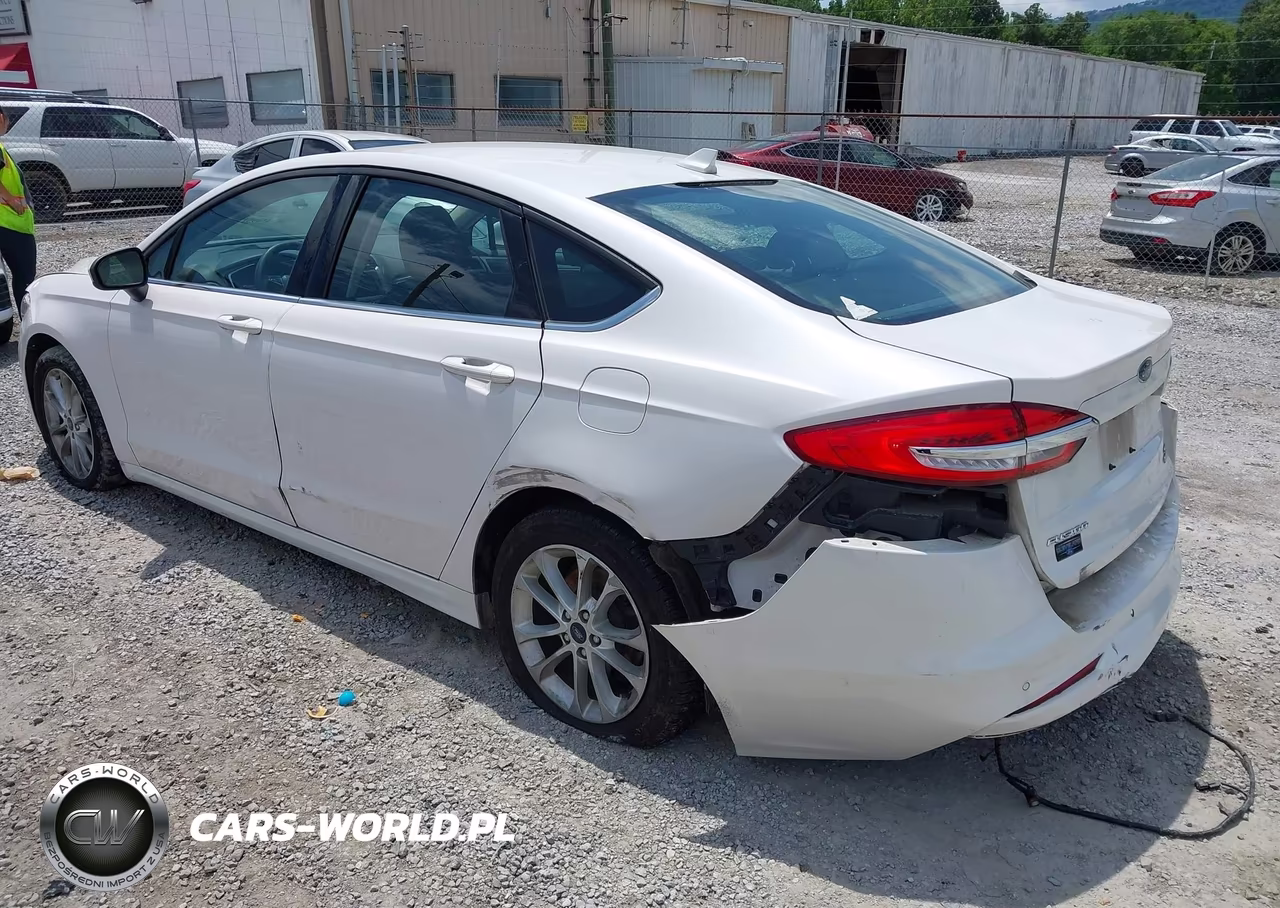 2020 Ford Fusion Se VIN:3FA6P0HDXLR245511 - 3
