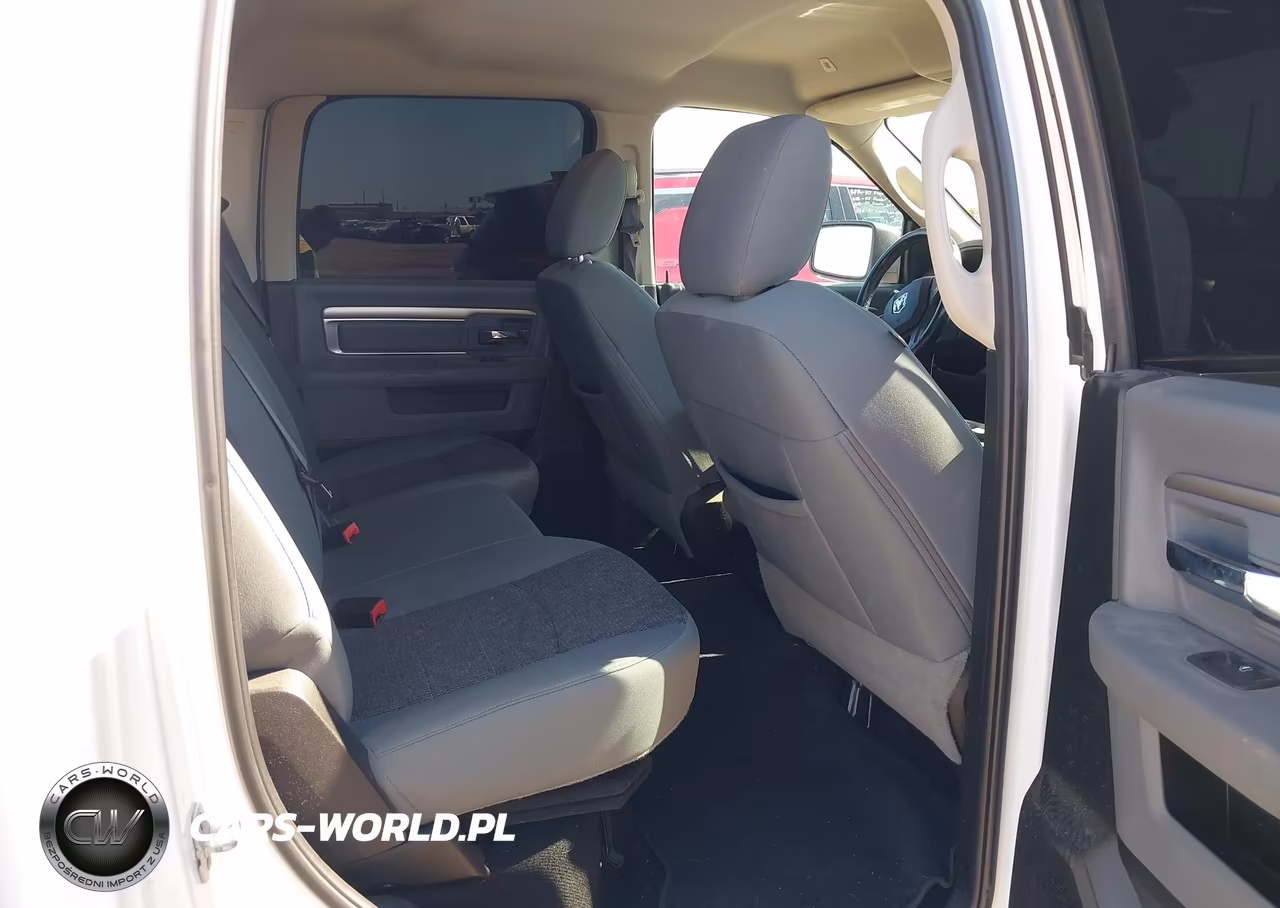 2019 Ram 1500 Classic Big Horn 4X2 6'4 Box VIN:1C6RR6TT3KS694414 - 8