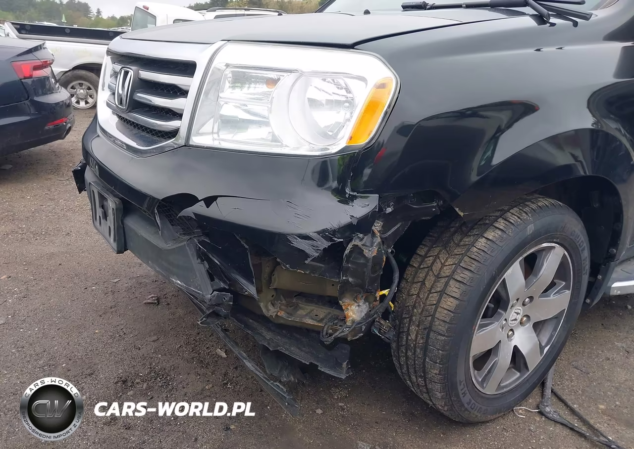 2013 Honda Pilot Touring VIN:5FNYF4H94DB077702 - 18