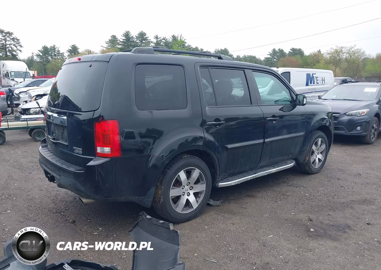 2013 Honda Pilot Touring VIN:5FNYF4H94DB077702 - 4