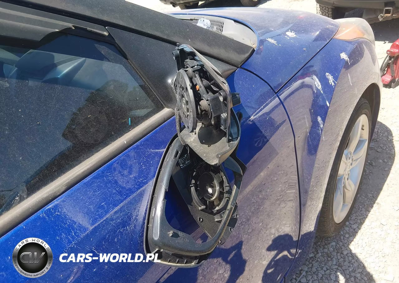 2014 Hyundai Veloster VIN:KMHTC6AD9EU215087 - 12