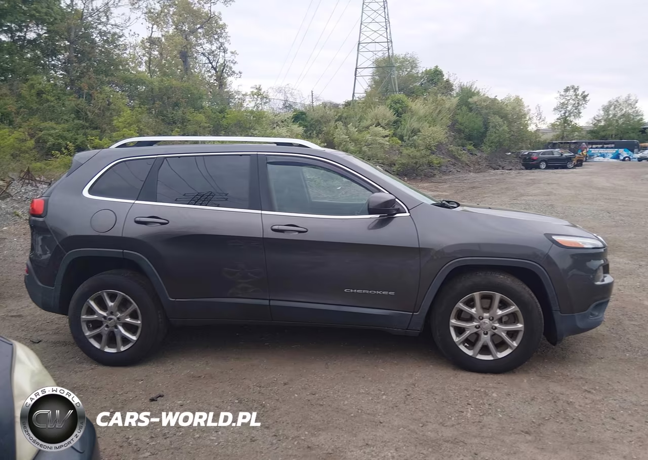 2015 Jeep Cherokee Latitude VIN:1C4PJMCS5FW559033 - 12