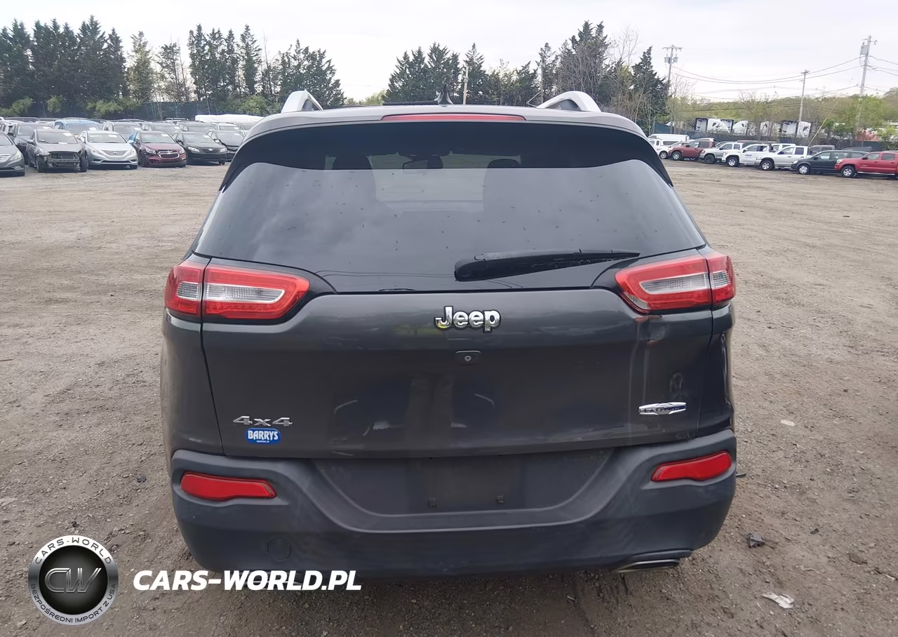 2015 Jeep Cherokee Latitude VIN:1C4PJMCS5FW559033 - 15