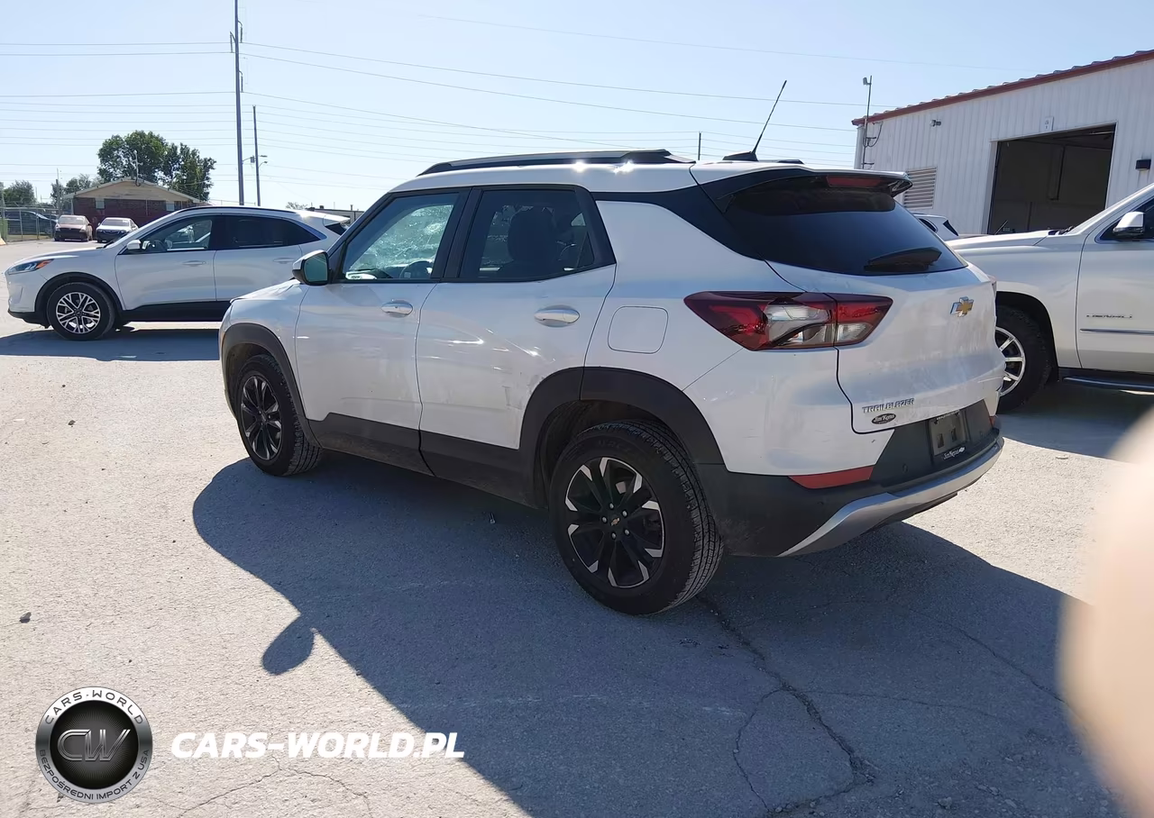 2021 Chevrolet Trailblazer Fwd Lt VIN:KL79MPSLXMB004429 - 3