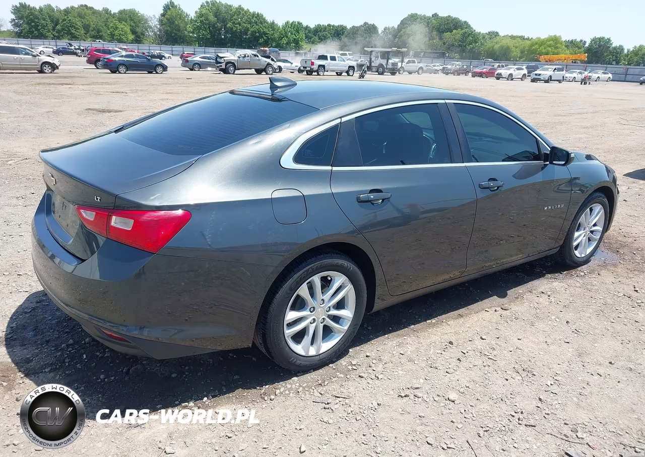 2017 Chevrolet Malibu 1Lt VIN:1G1ZE5ST7HF207516 - 4