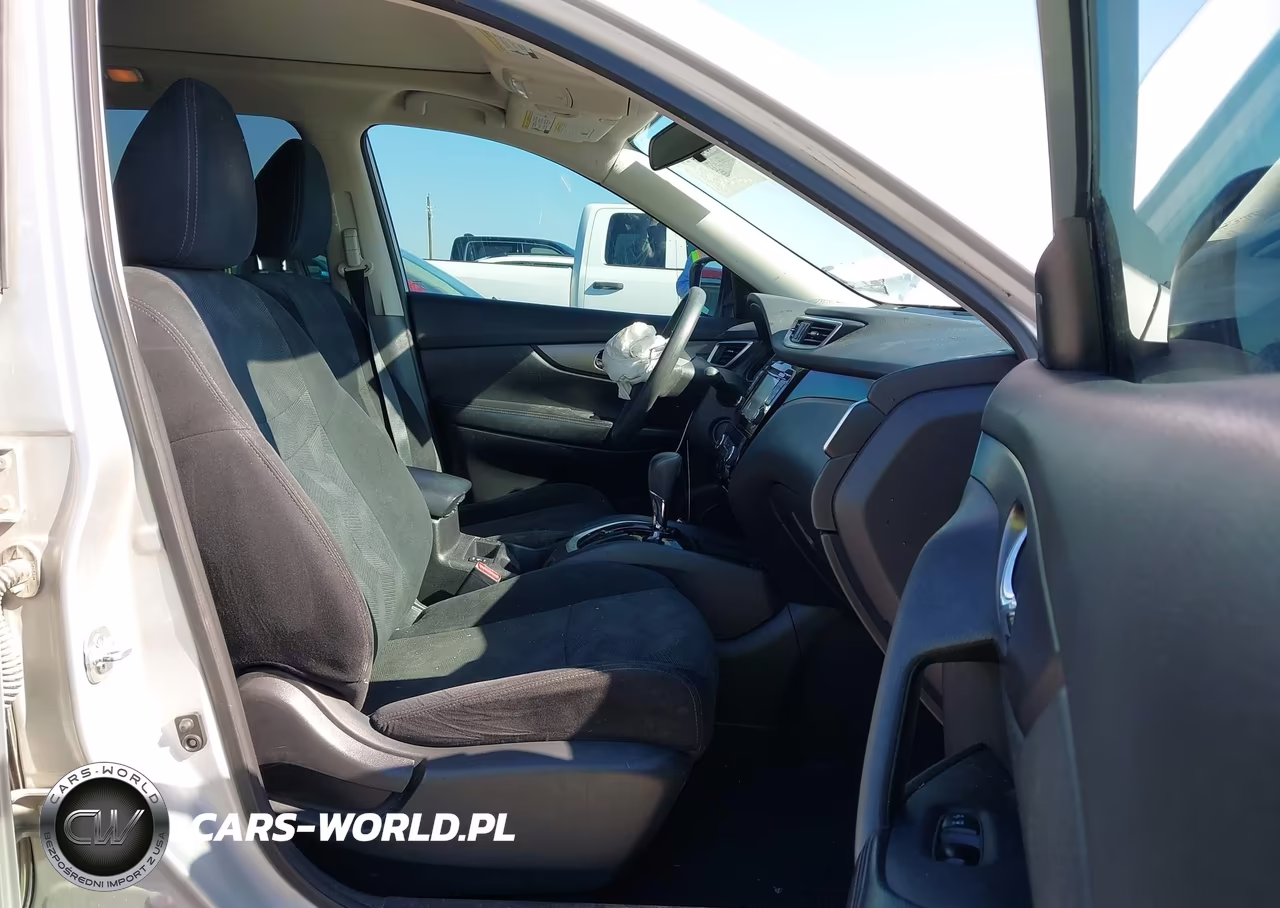 2016 Nissan Rogue Sv VIN:5N1AT2MT8GC795282 - 5