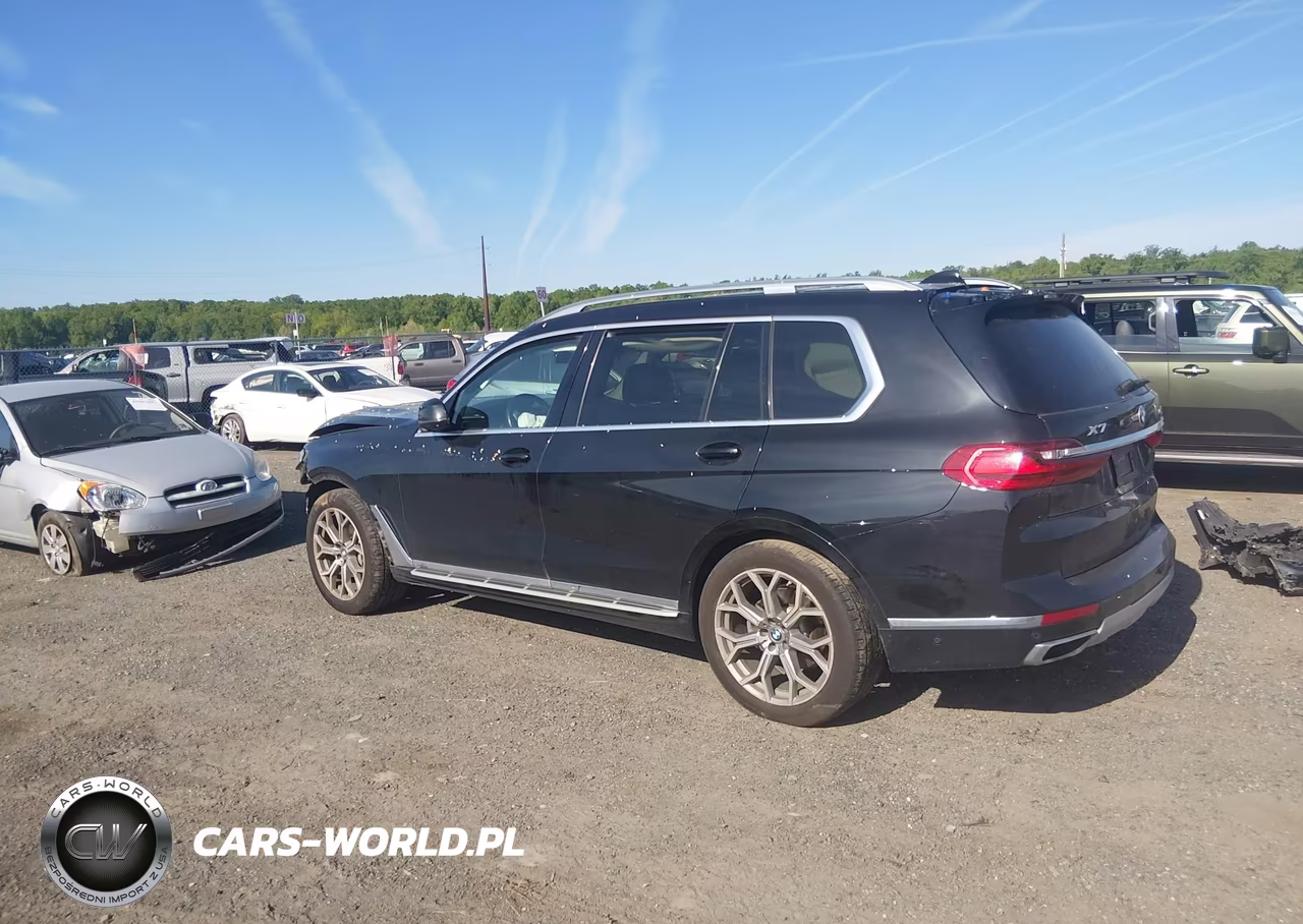 2019 BMW X7 xDrive40I VIN:5UXCW2C53KL083311 - 3