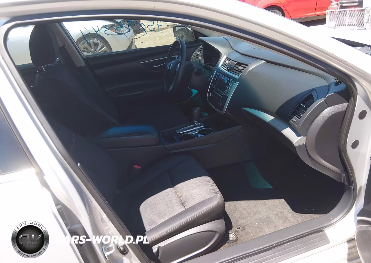 2017 Nissan Altima 2.5 S VIN:1N4AL3AP2HC150524 - 5