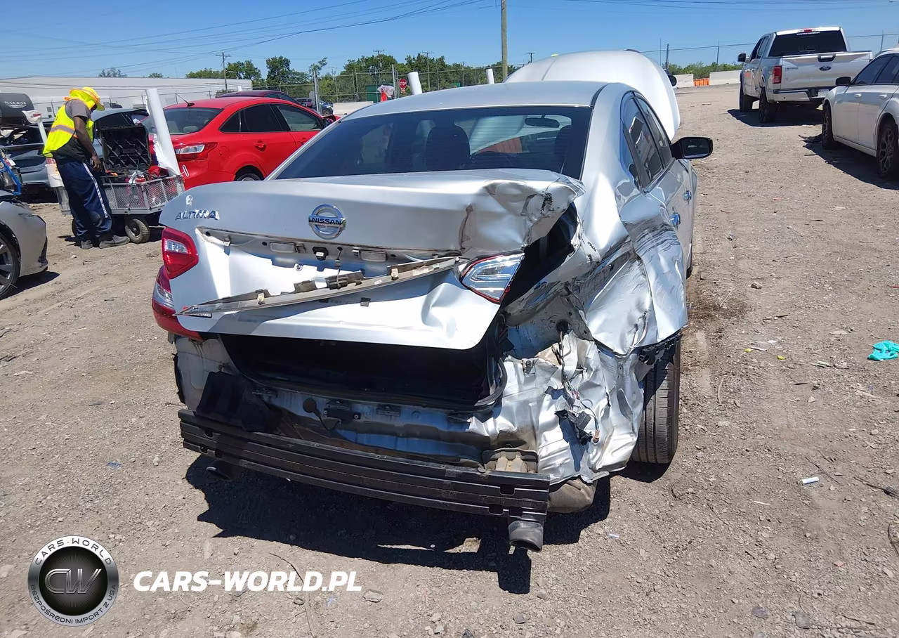 2017 Nissan Altima 2.5 S VIN:1N4AL3AP2HC150524 - 6