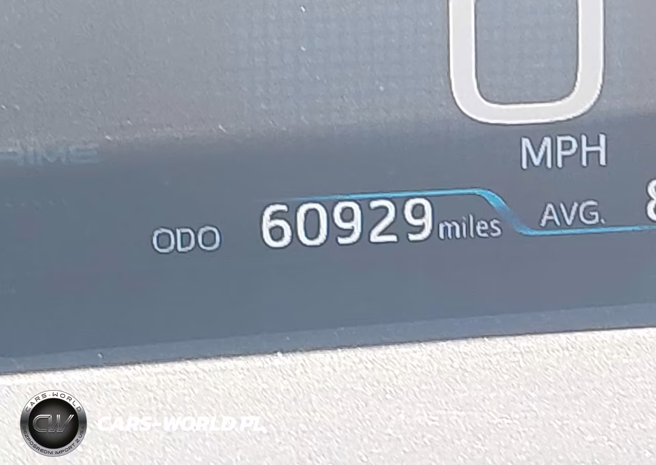 2018 Toyota Prius Prime Plus VIN:JTDKARFP2J3076155 - 16