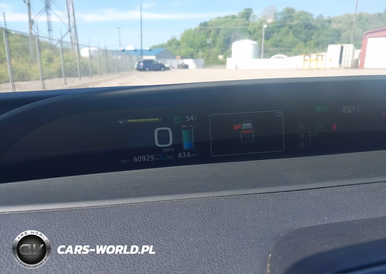 2018 Toyota Prius Prime Plus VIN:JTDKARFP2J3076155 - 7