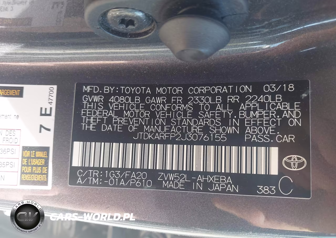 2018 Toyota Prius Prime Plus VIN:JTDKARFP2J3076155 - 9