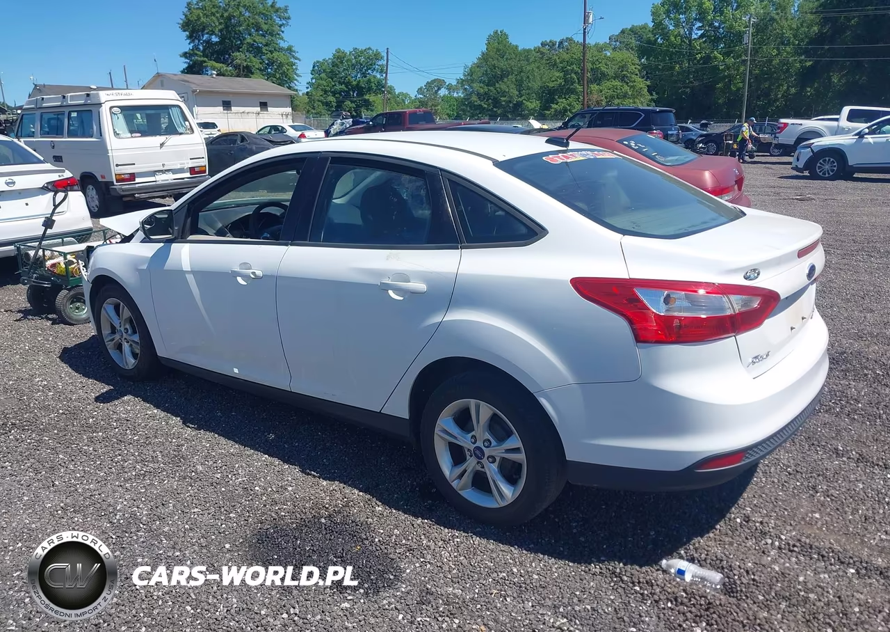 2013 Ford Focus Se VIN:1FADP3F20DL174538 - 3