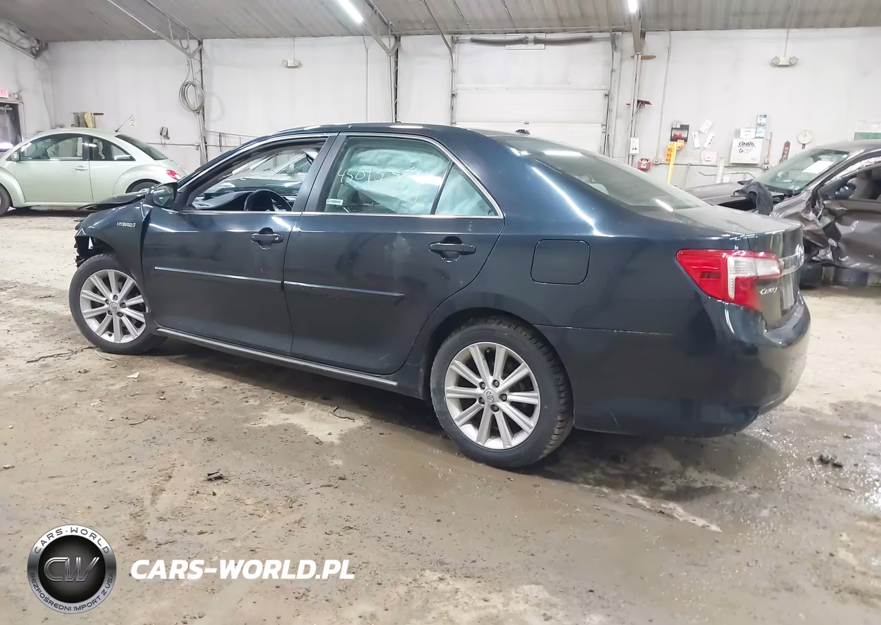 2014 Toyota Camry Hybrid Xle VIN:4T1BD1FK5EU100974 - 3