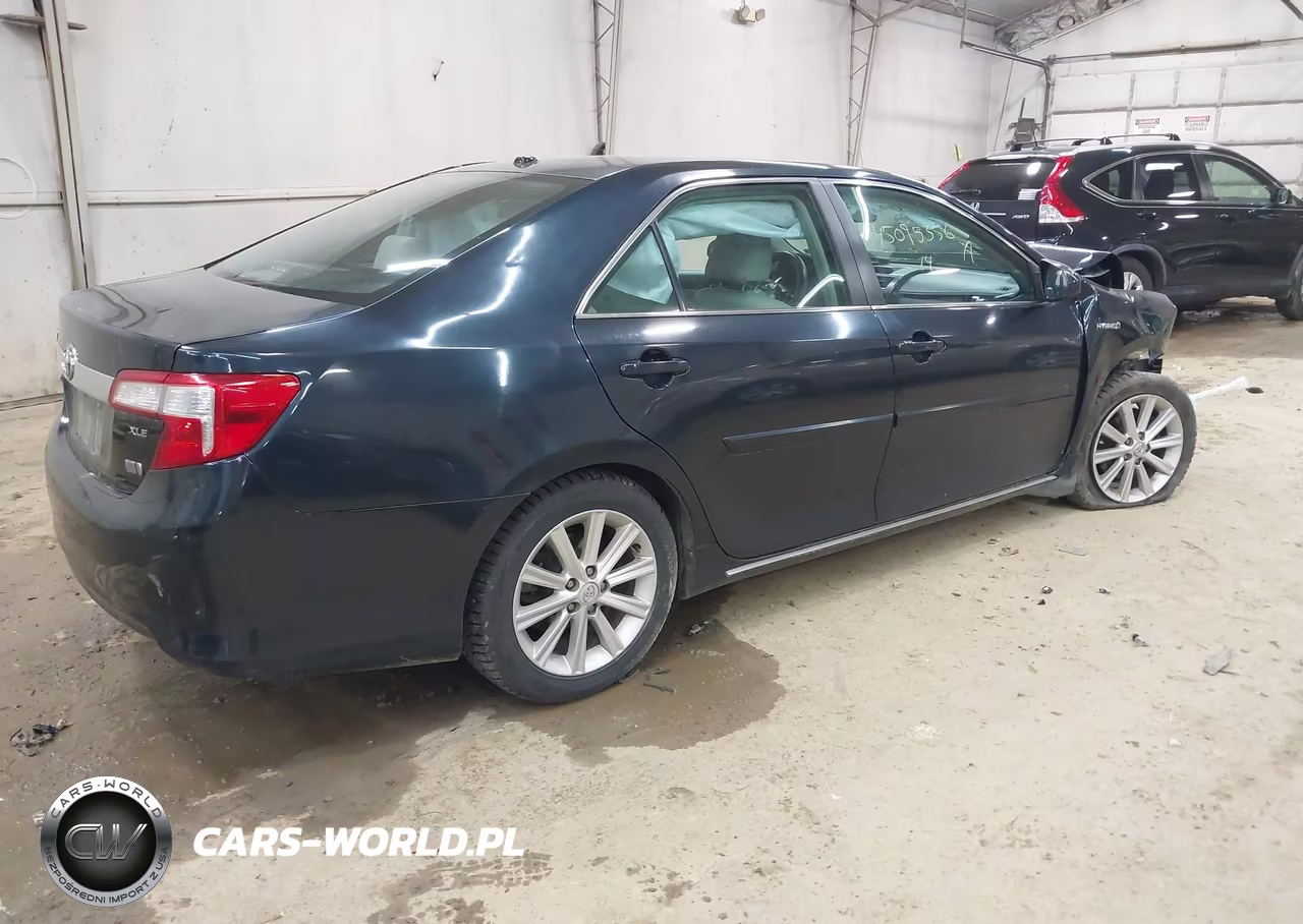 2014 Toyota Camry Hybrid Xle VIN:4T1BD1FK5EU100974 - 4