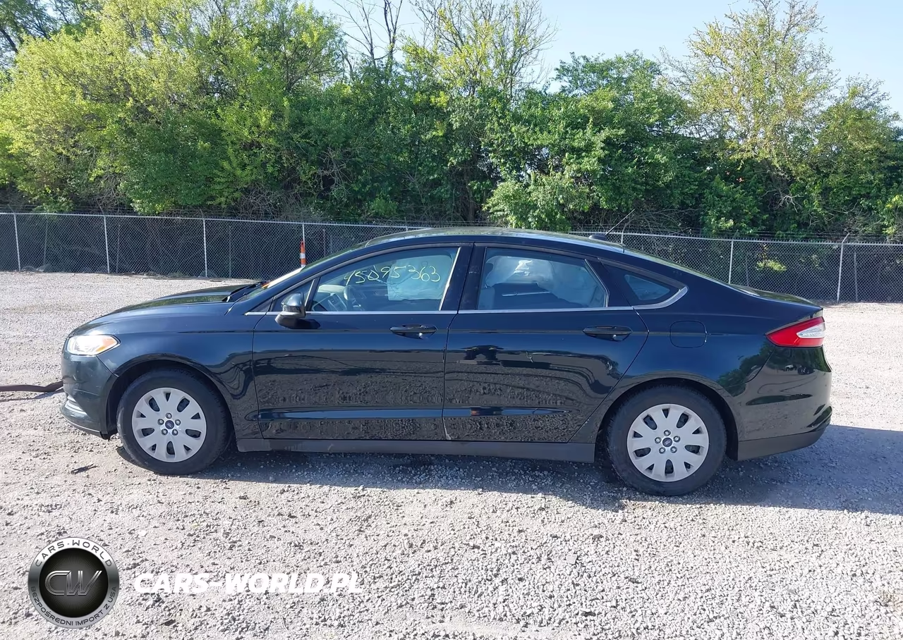 2014 Ford Fusion S VIN:3FA6P0G77ER120223 - 14