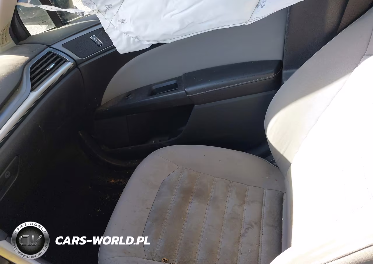 2014 Ford Fusion S VIN:3FA6P0G77ER120223 - 5
