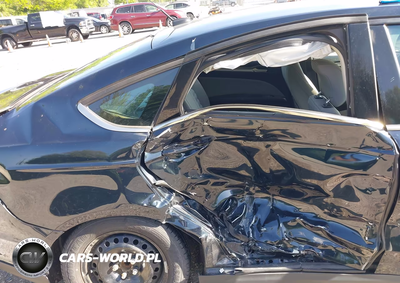 2014 Ford Fusion S VIN:3FA6P0G77ER120223 - 6