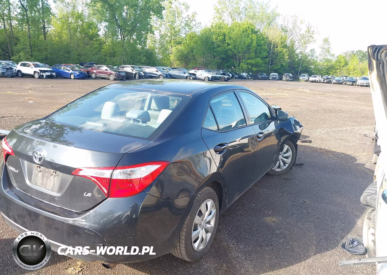 2016 Toyota Corolla Le VIN:5YFBURHE8GP514969 - 4