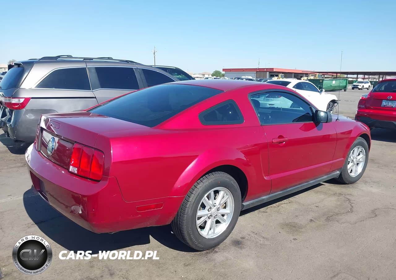 2007 Ford Mustang V6 Deluxe-V6 Premium VIN:1ZVFT80N475279507 - 4