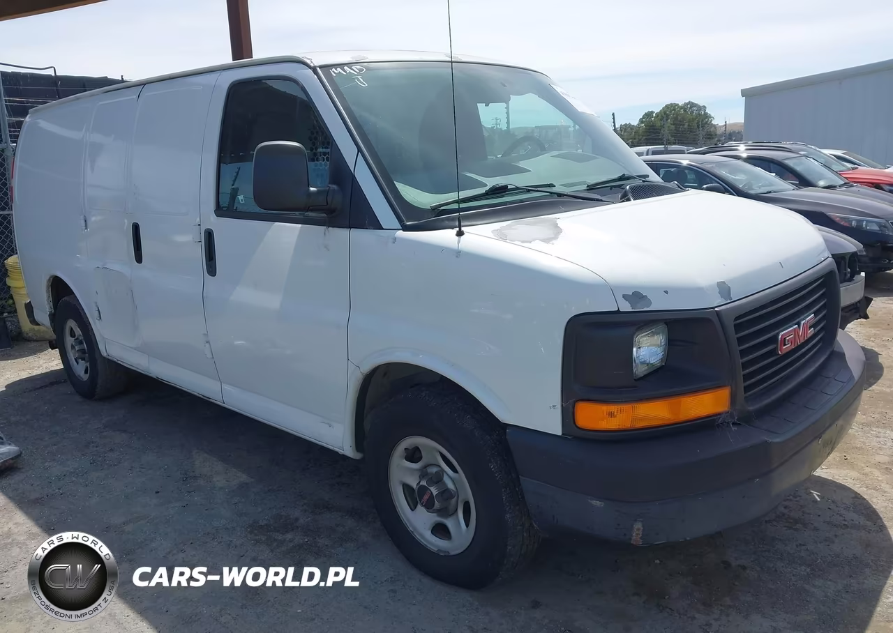 2005 GMC Savana Standard