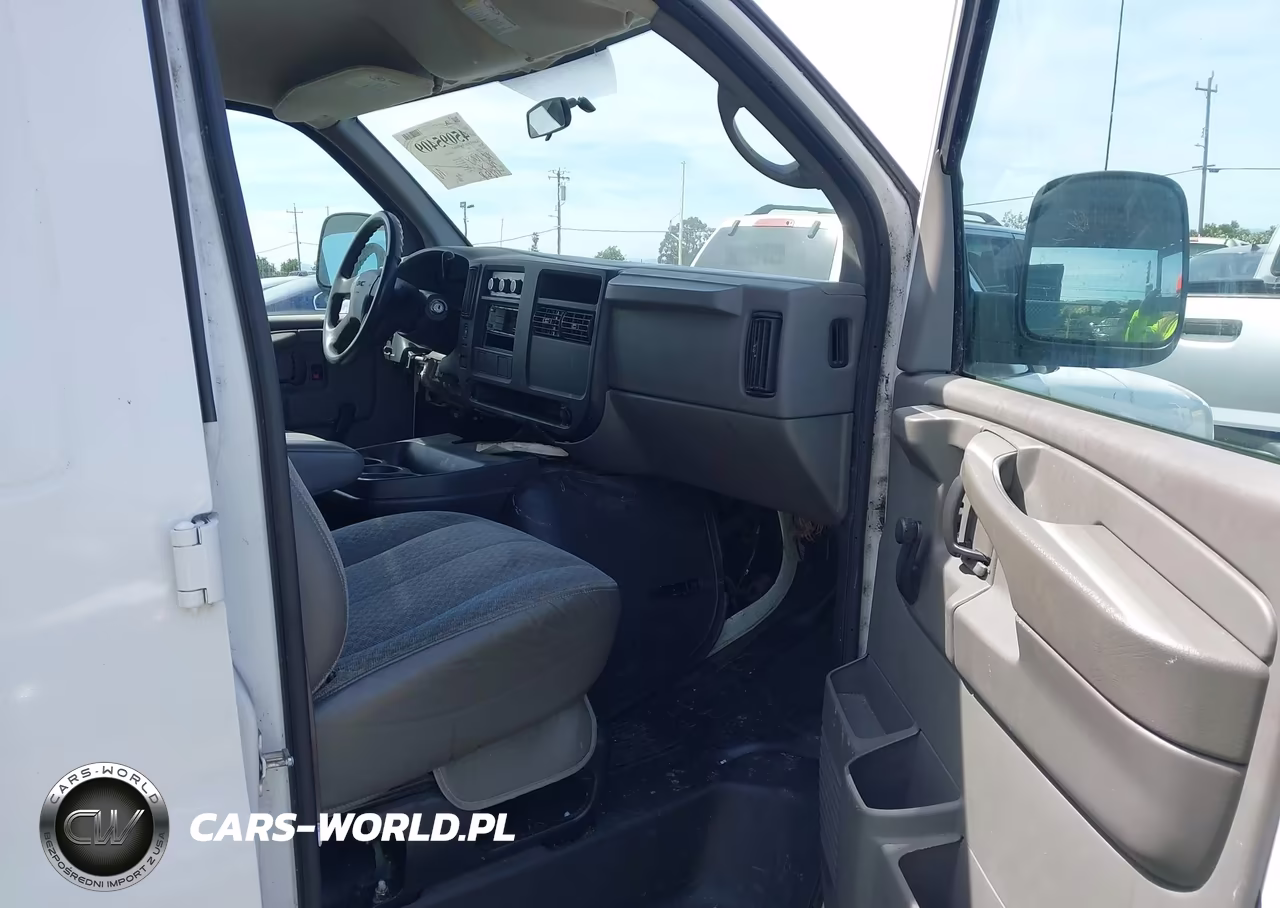 2005 GMC Savana Standard VIN:1GTFG15X451107264 - 5