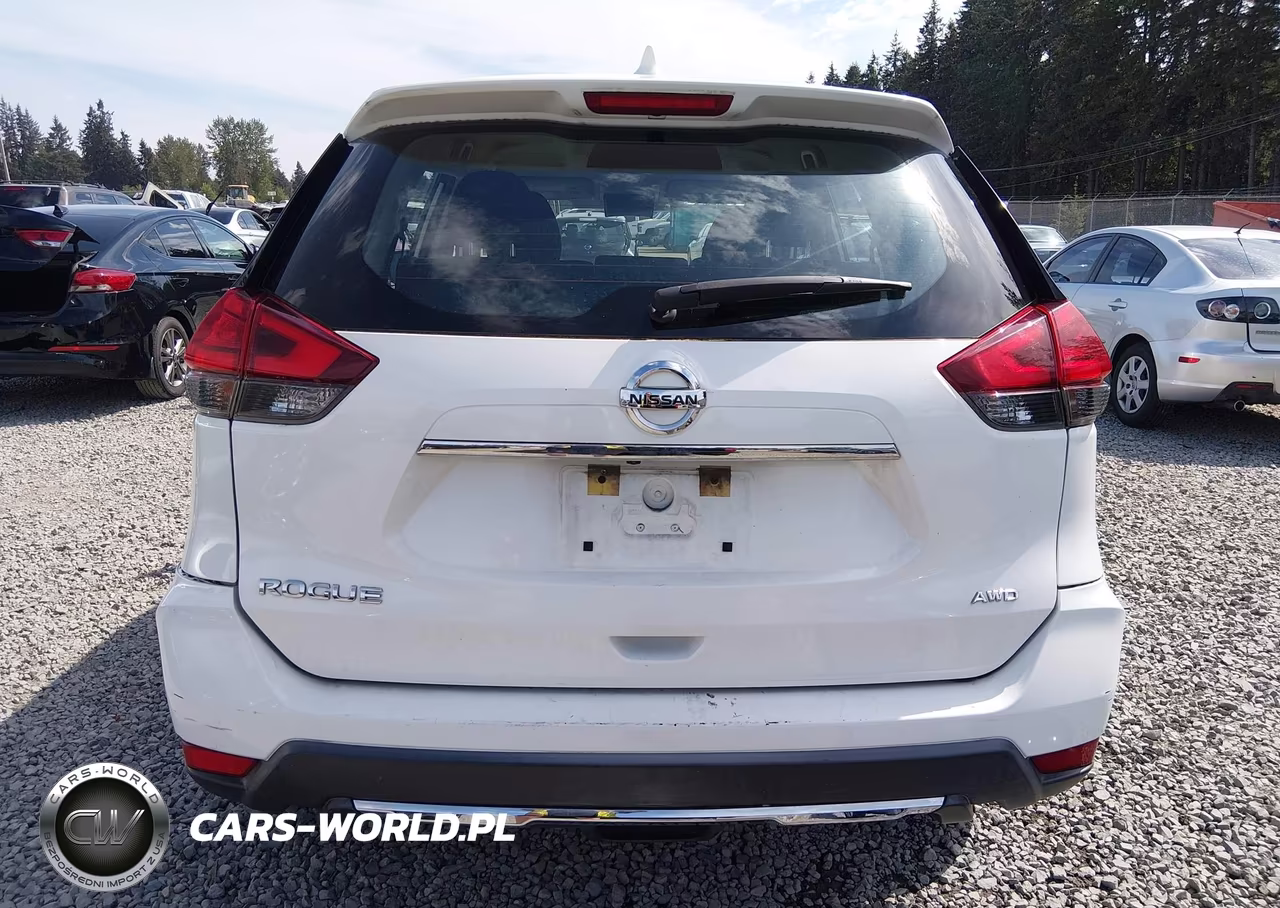2017 Nissan Rogue S VIN:KNMAT2MV7HP526559 - 16