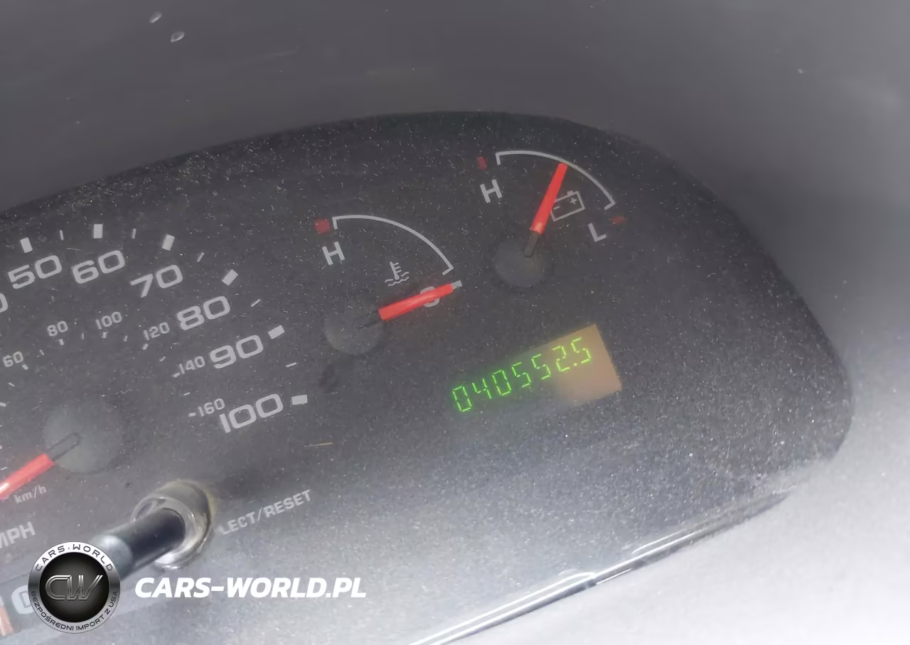 2006 Ford E-350 Cutaway VIN:1FDWE35L36HA37887 - 5