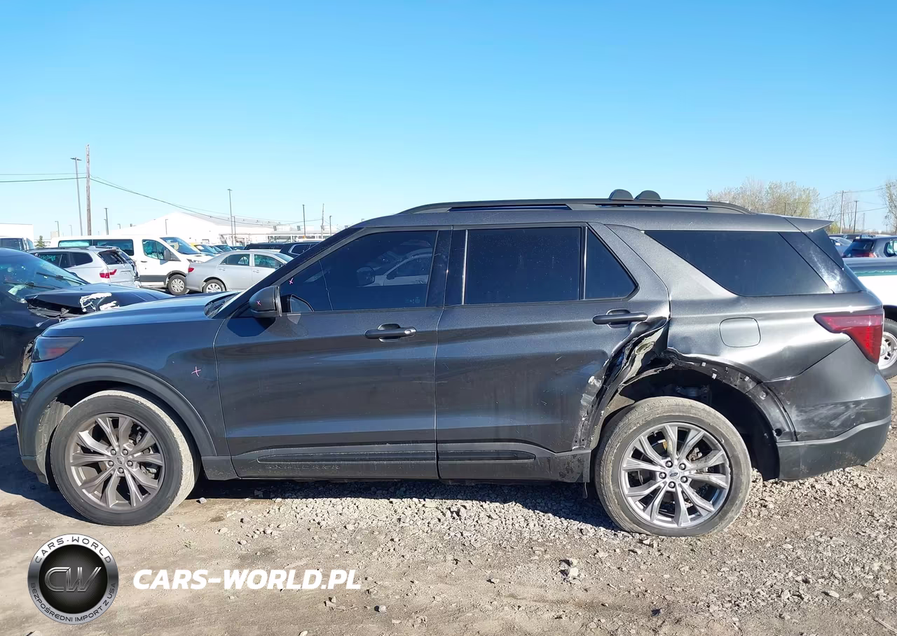 2020 Ford Explorer Xlt VIN:1FMSK8DH9LGA51392 - 14