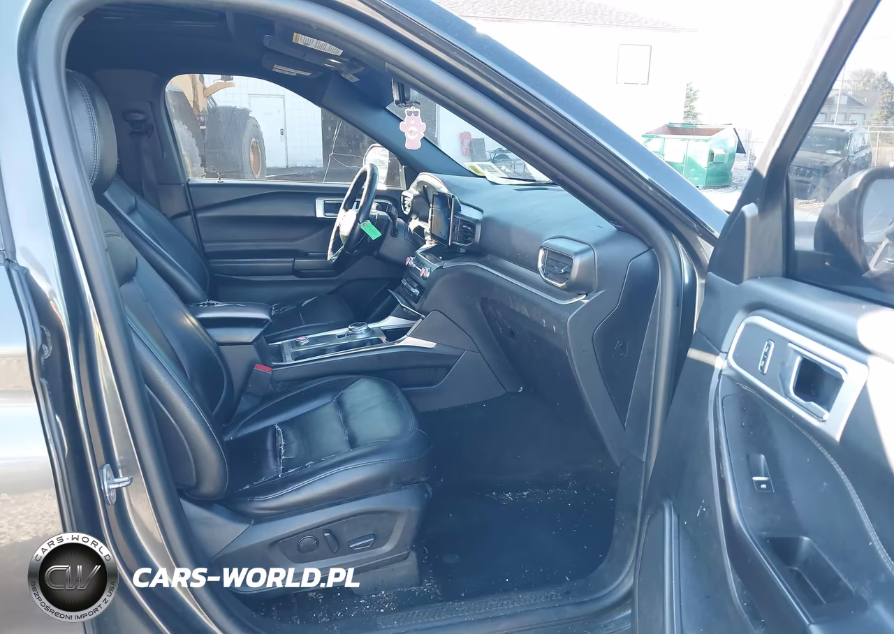 2020 Ford Explorer Xlt VIN:1FMSK8DH9LGA51392 - 5