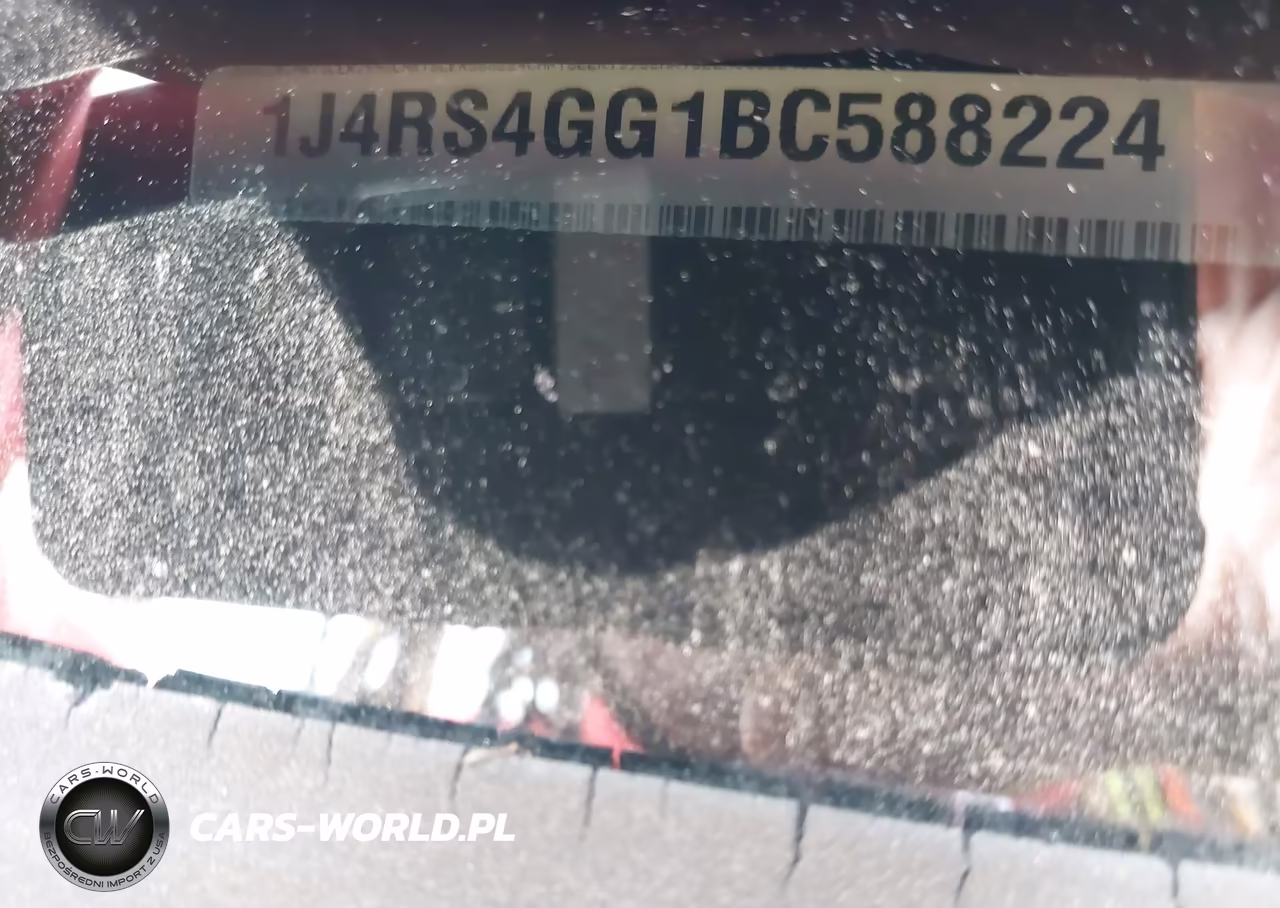 2011 Jeep Grand Cherokee Laredo VIN:1J4RS4GG1BC588224 - 9