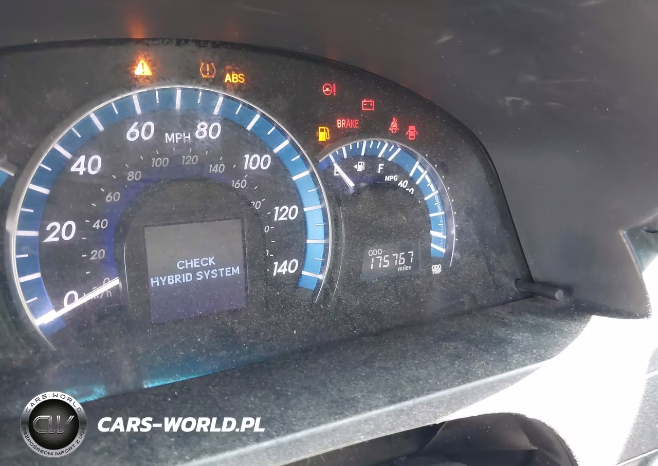 2014 Toyota Camry Hybrid Le VIN:4T1BD1FK1EU101295 - 16