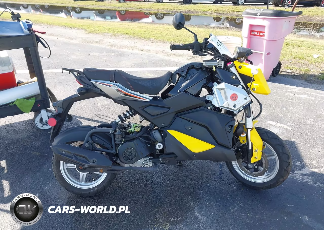 2024 Kawasaki Z750S VIN:LFETCAGV5R1200139 - 11