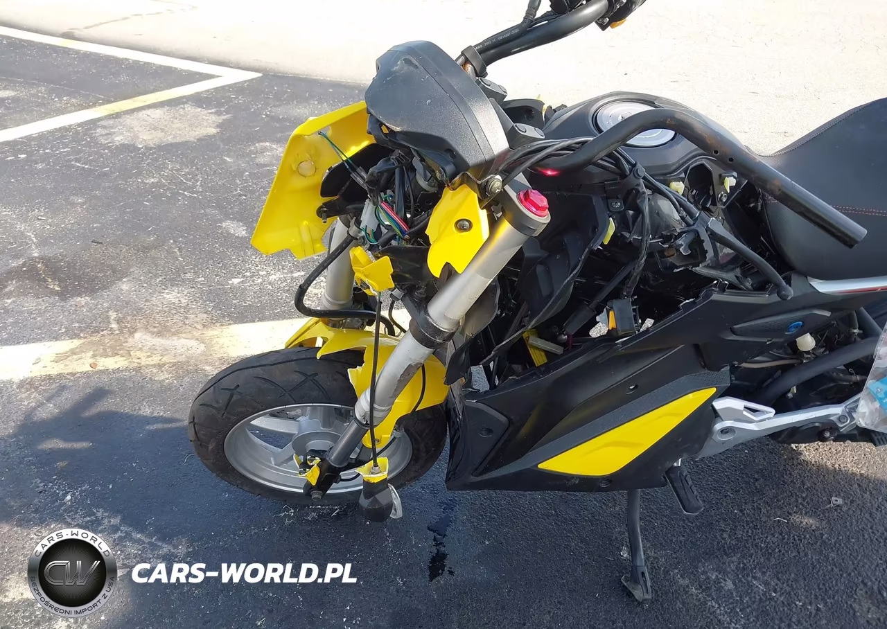 2024 Kawasaki Z750S VIN:LFETCAGV5R1200139 - 13