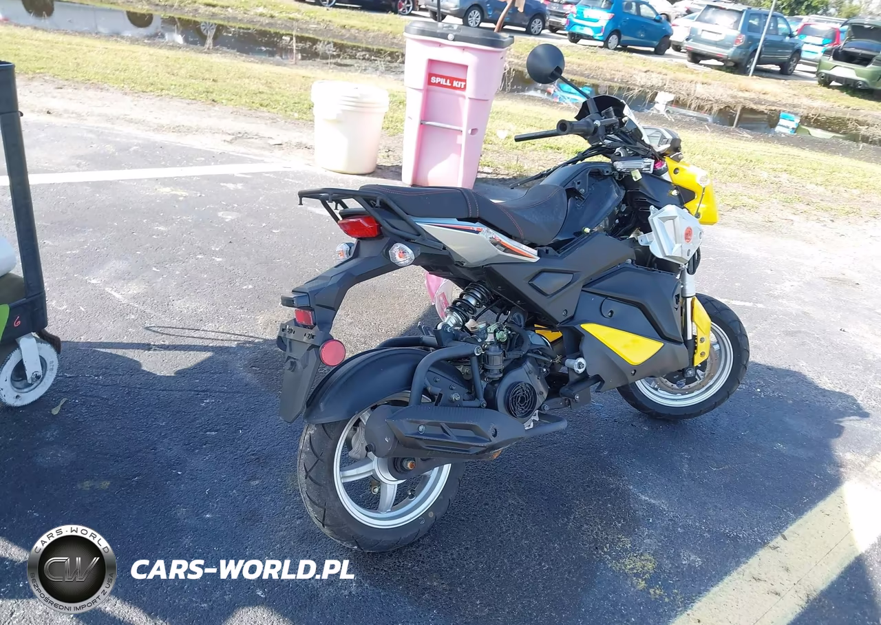 2024 Kawasaki Z750S VIN:LFETCAGV5R1200139 - 4