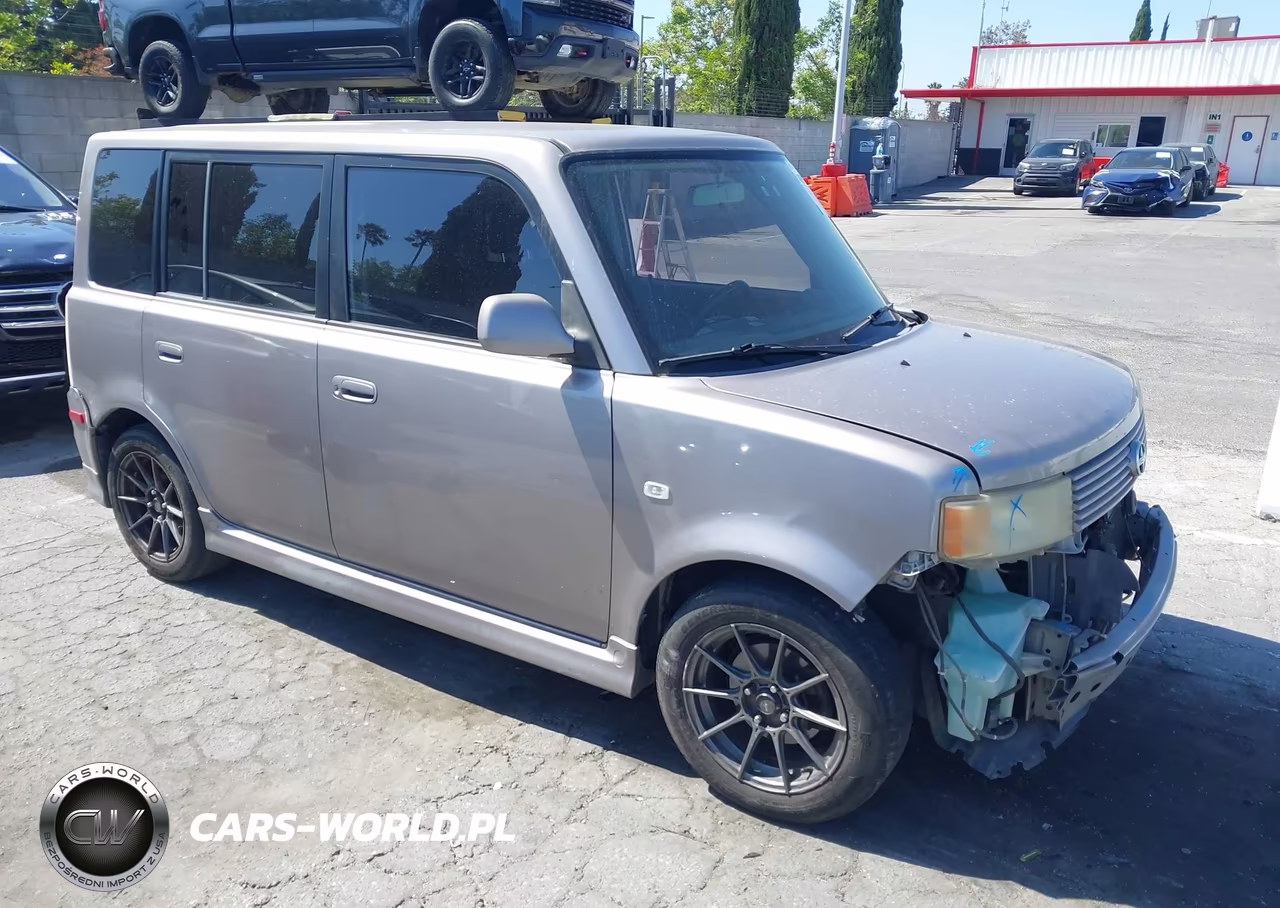 2004 Scion Xb