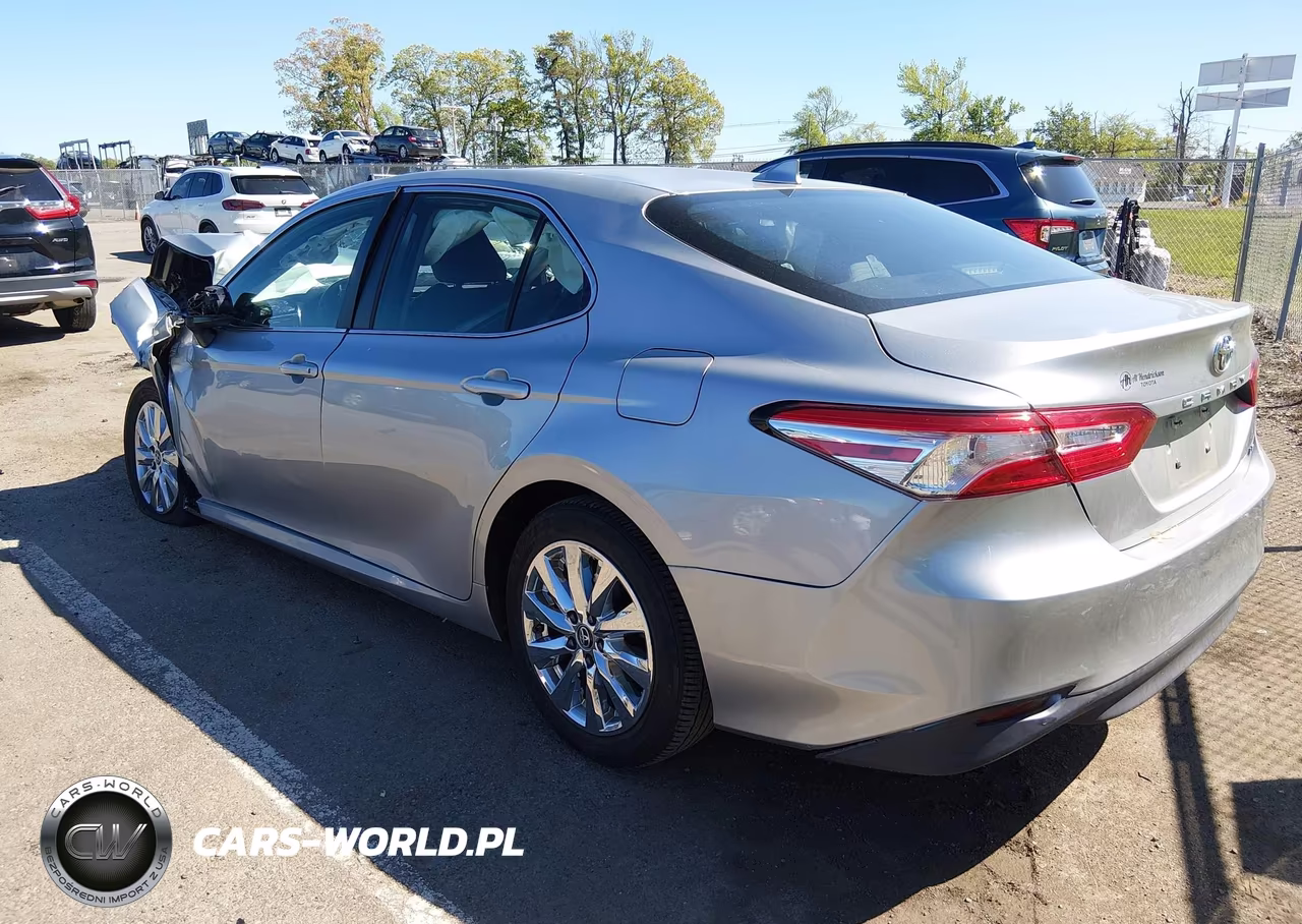 2019 Toyota Camry Le VIN:4T1B11HK7KU169568 - 3