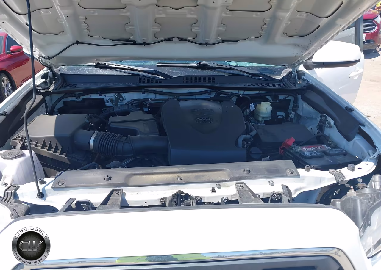 2017 Toyota Tacoma Sr5 V6 VIN:5TFAZ5CN2HX051582 - 10